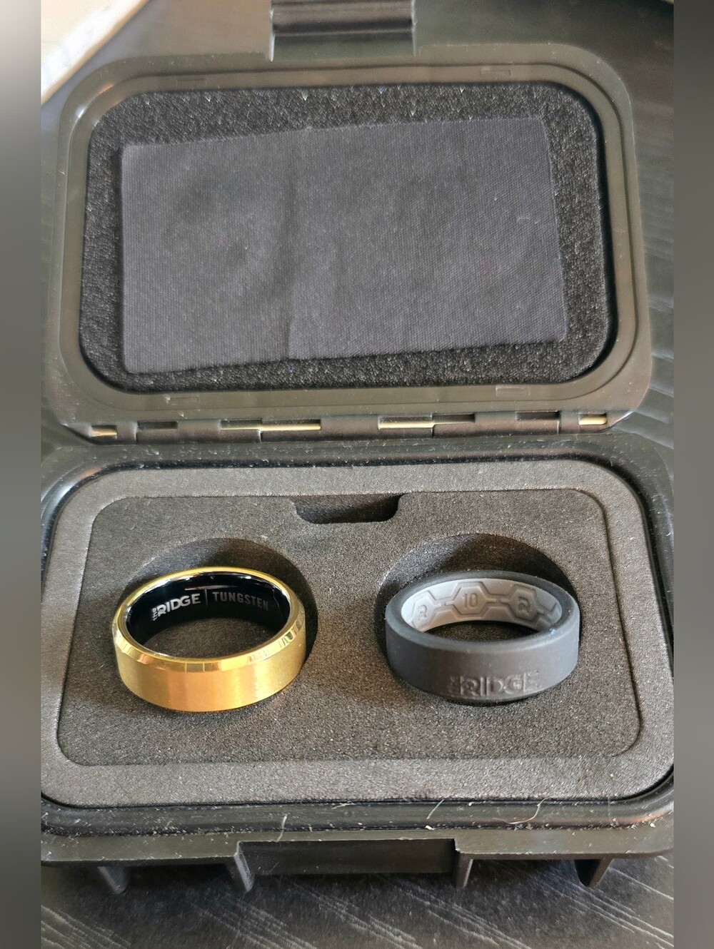 The Ridge Beveled Ring Set | 24K Gold Plated, Size 10.5 - BRAND NEW